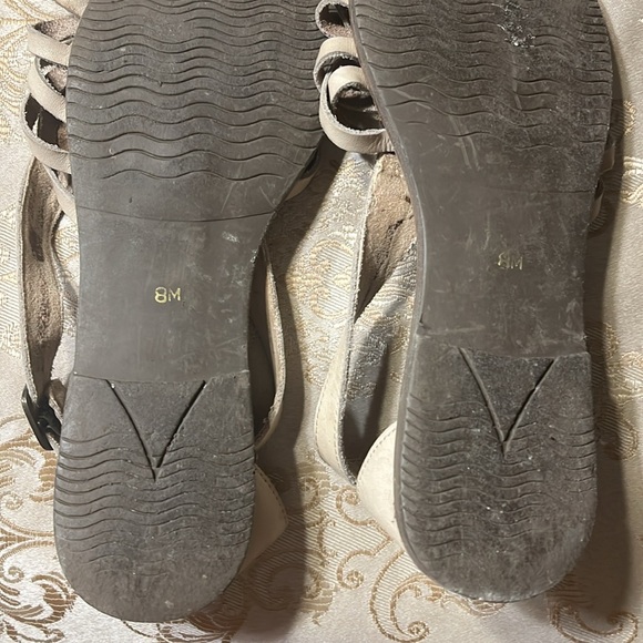 Used Cream Colored Sandals - Picture 2 of 3